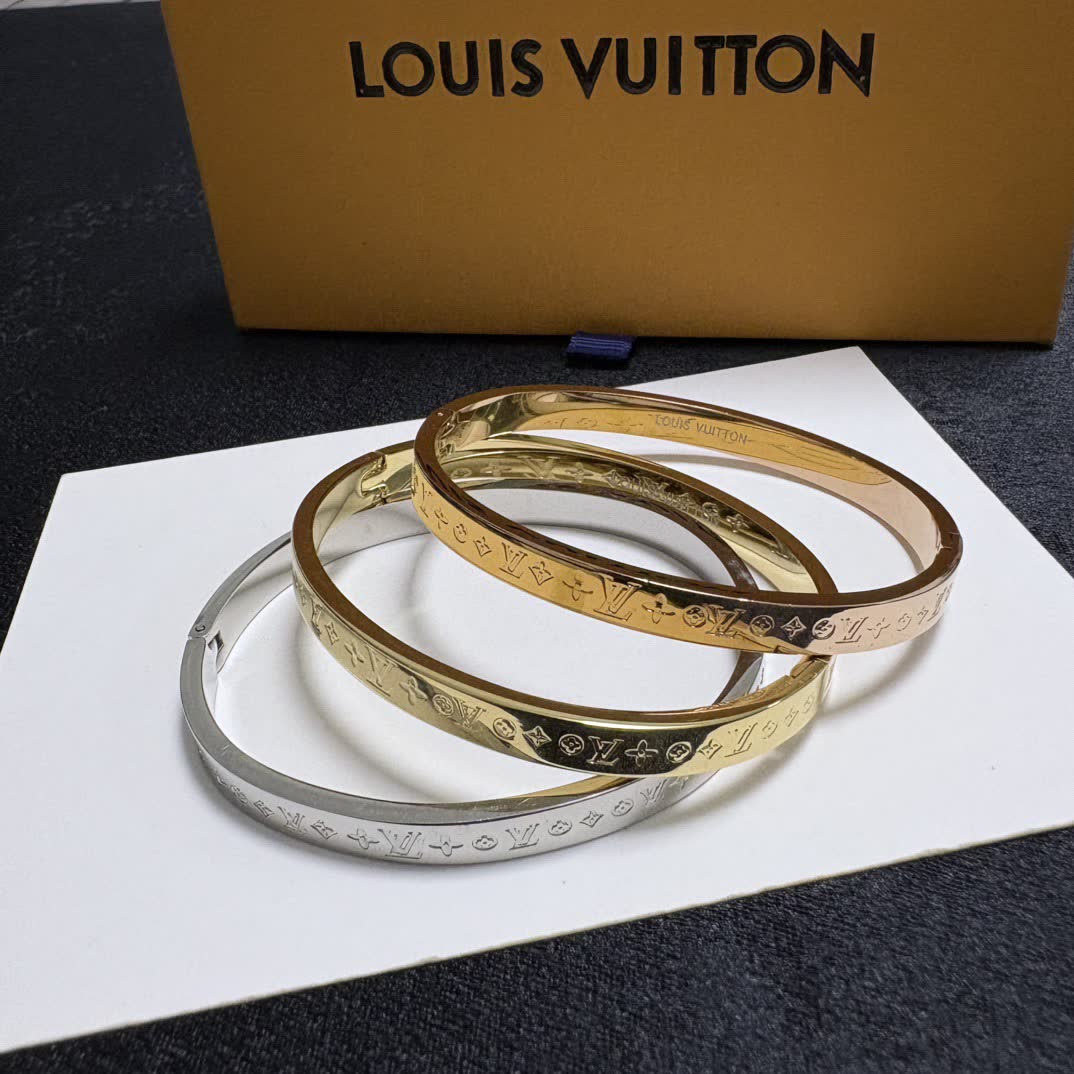 Louis Vuitton Monogram Ring Bracelet